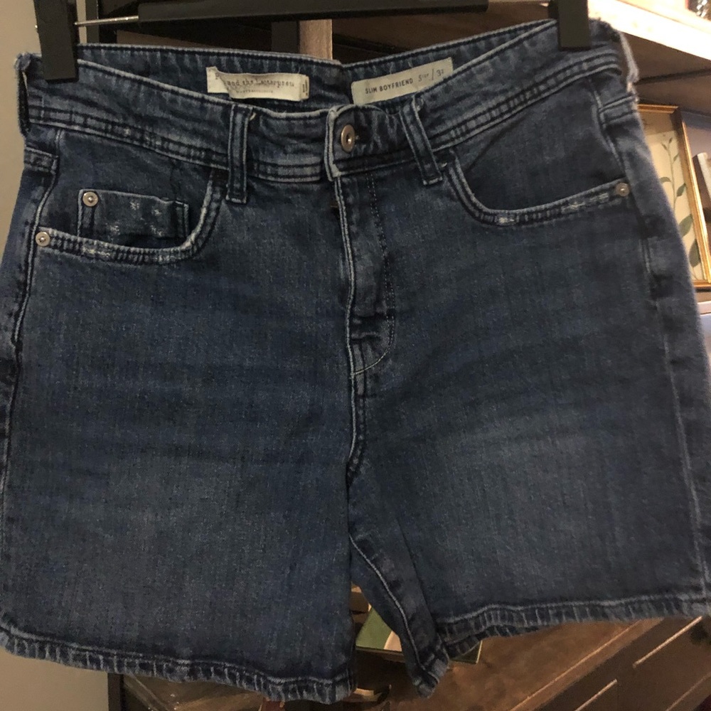 Anthropologie Pilcro and the Letterpress 31 Slim Boyfriend jean shorts
